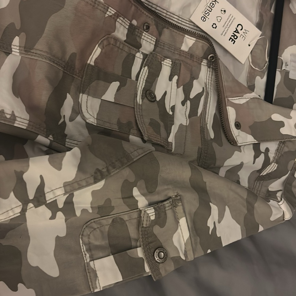 Woman’s jacket - Picture 3 of 7